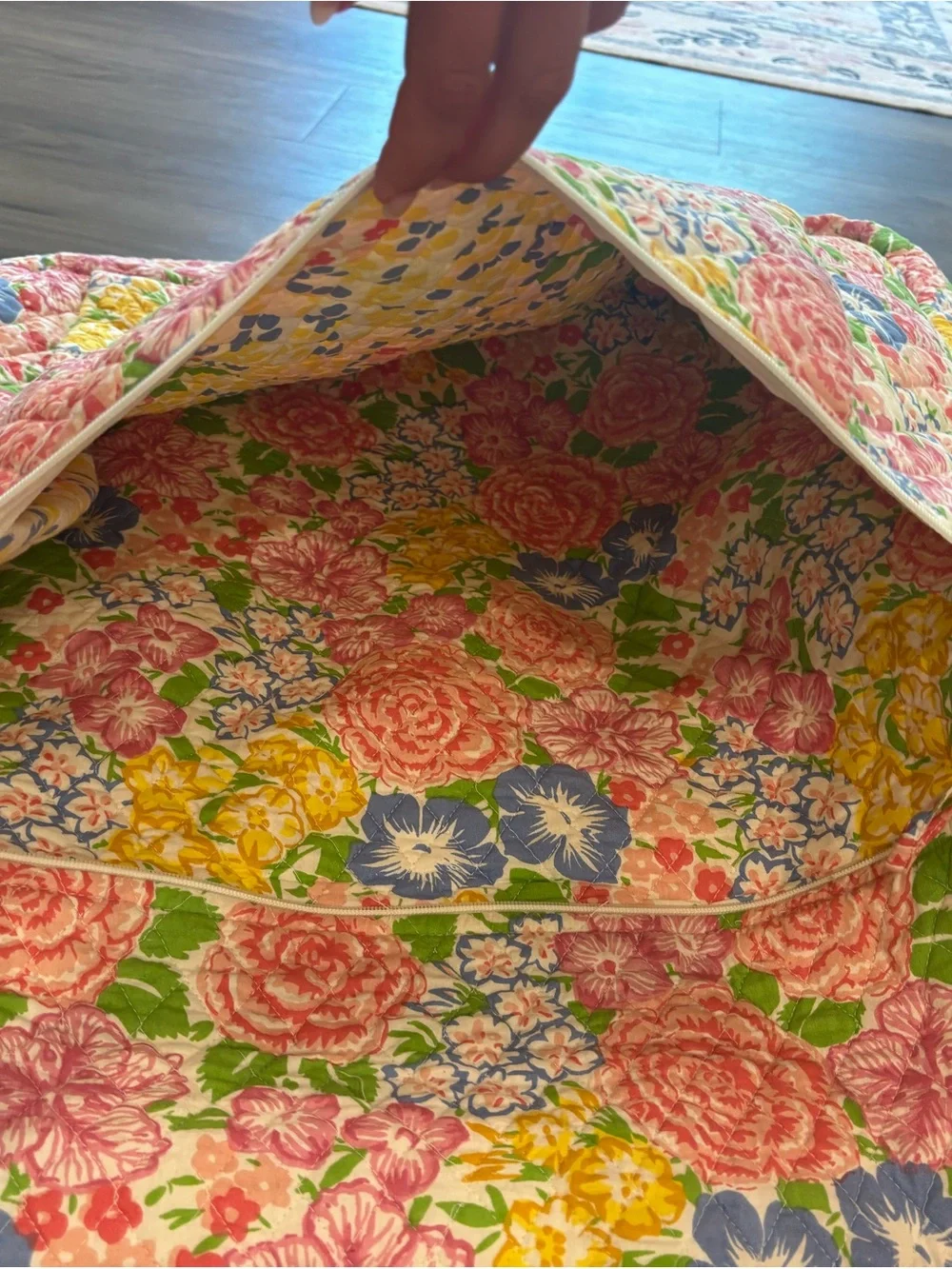 Vera Bradley Garmet Travel Bag